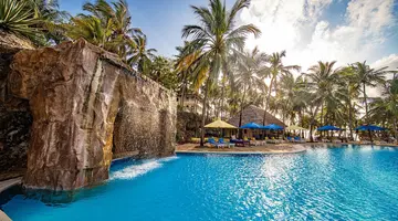 PrideInn Flamingo Beach Resort & Spa