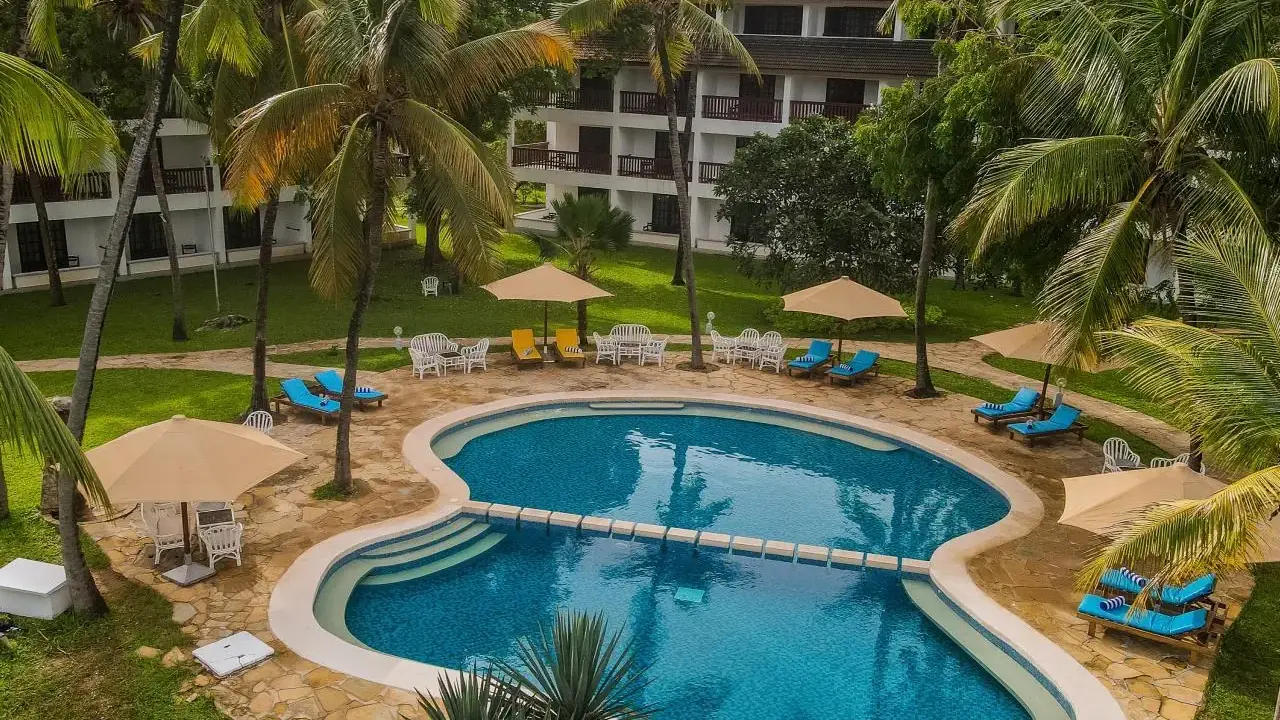 Prideinn Flamingo Beach Resort & Spa