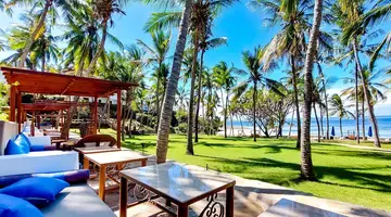 PrideInn Flamingo Beach Resort & Spa