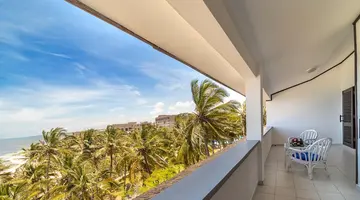 PrideInn Flamingo Beach Resort & Spa