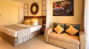 PrideInn Paradise Beach Resort 