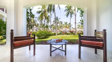 Prideinn Paradise Beach