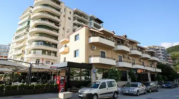 Primavera Hotel