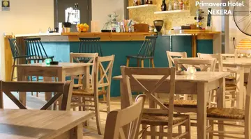 Primavera Hotel