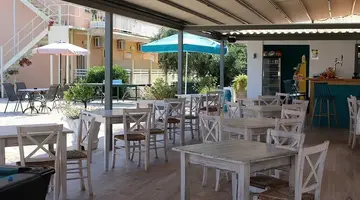 Primavera Hotel