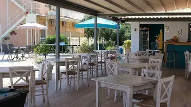 Primavera Hotel
