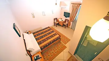 Primavera Hotel