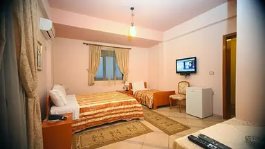 Primavera Hotel