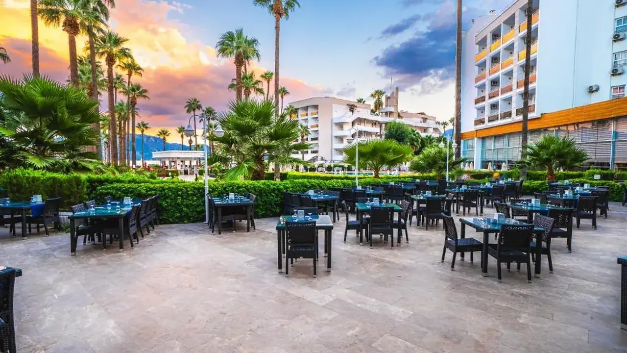 PRIME BEACH HOTEL