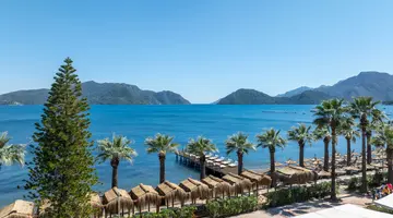 PRIME BEACH HOTEL