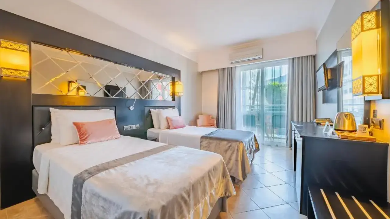 PRIME BEACH HOTEL