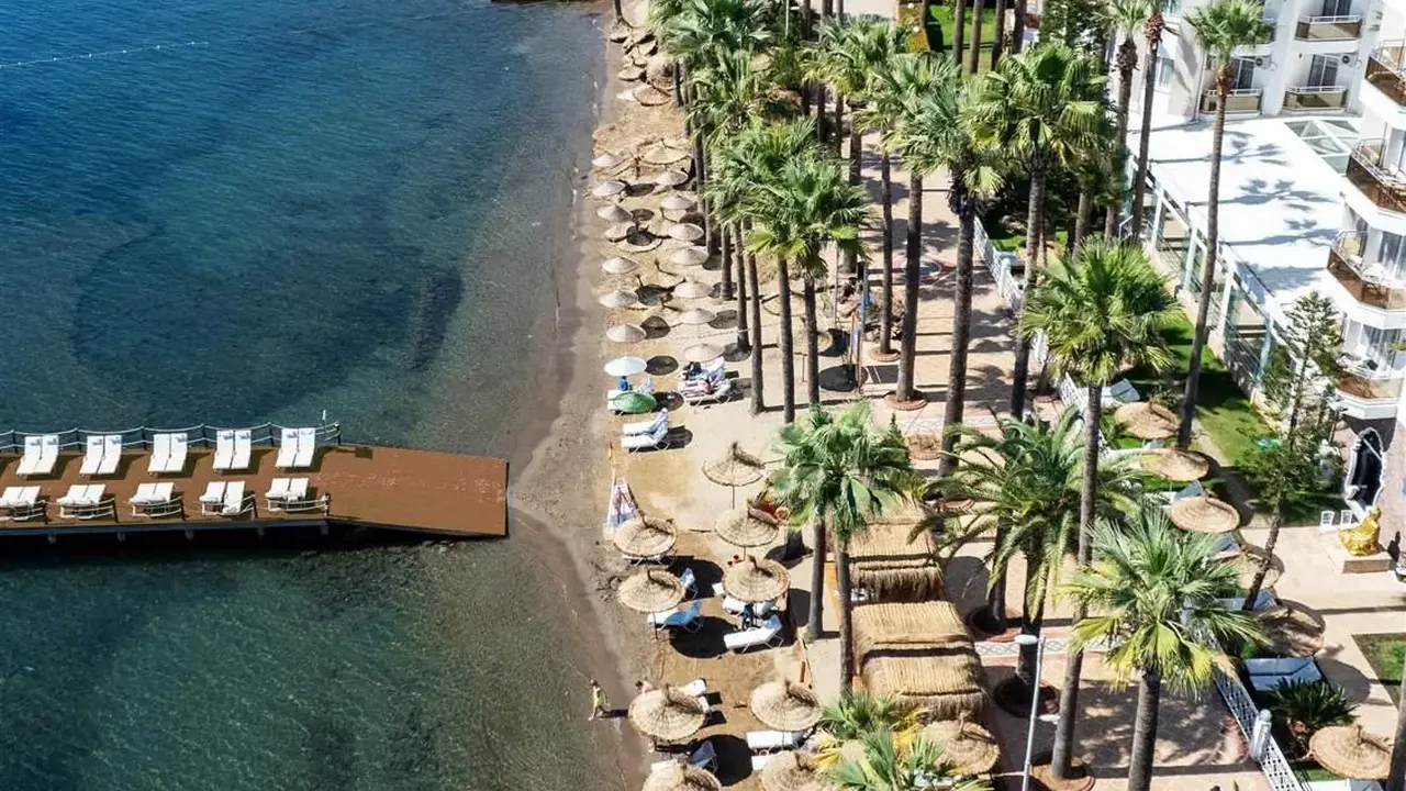 PRIME BEACH HOTEL