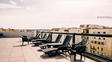 Primera Hotel