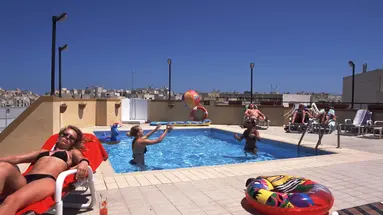 Primera Hotel
