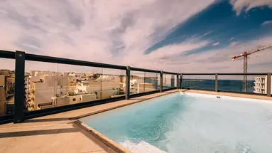 Primera Hotel