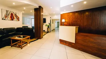 Primera Hotel