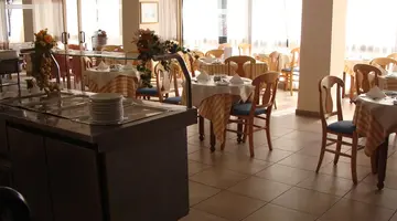 Primera Hotel