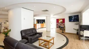Primera Hotel