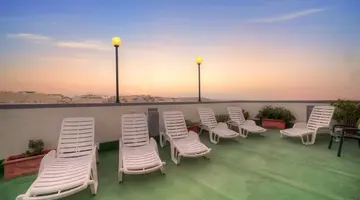 Primera Hotel