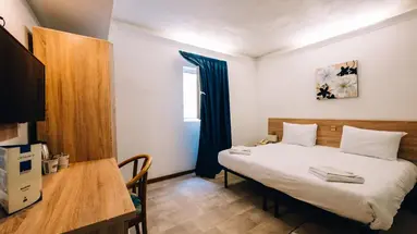Primera Hotel