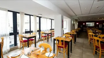 Primera Hotel