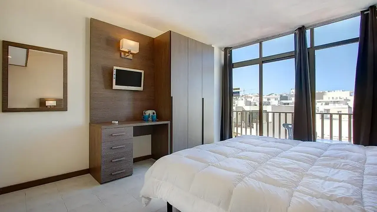 Primera Hotel