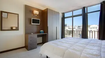 Primera Hotel