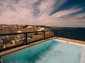 Primera Hotel