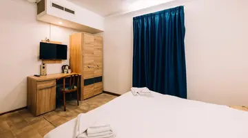Primera Hotel