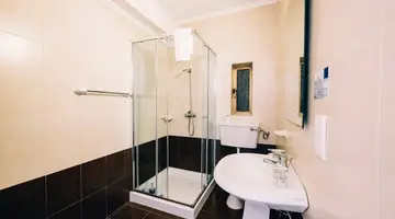 Primera Hotel