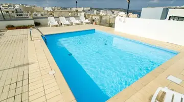 Primera Hotel