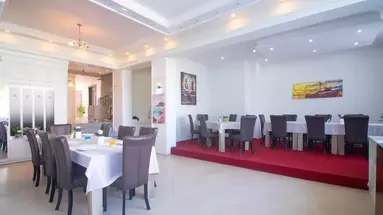 Prince Hotel