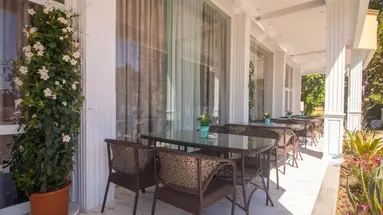 Prince Hotel