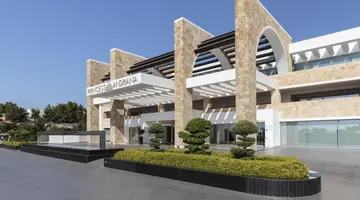 PRINCESS ANDRIANA RESORT & SPA
