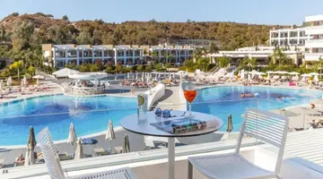 PRINCESS ANDRIANA RESORT & SPA