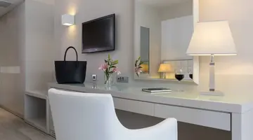 PRINCESS ANDRIANA RESORT & SPA
