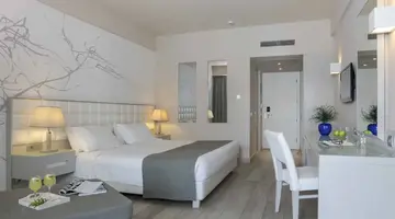 PRINCESS ANDRIANA RESORT & SPA