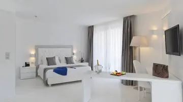 PRINCESS ANDRIANA RESORT & SPA