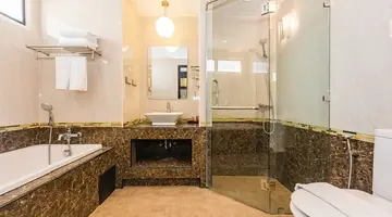 PRINCESS KAMALA BEACHFRONT HOTEL