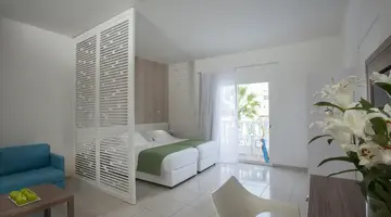 Princessa Vera Hotel Apartments