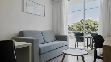 PRINSOTEL LA PINEDA