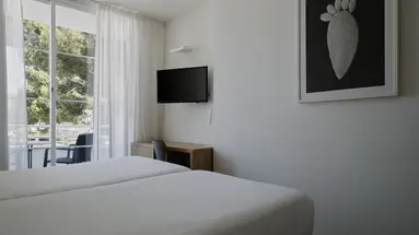 PRINSOTEL LA PINEDA