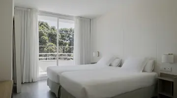 PRINSOTEL LA PINEDA