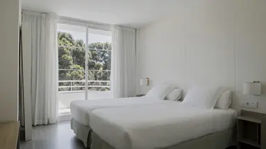 PRINSOTEL LA PINEDA
