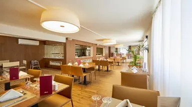 PRINSOTEL MAL PAS (ADULTS ONLY 16+)
