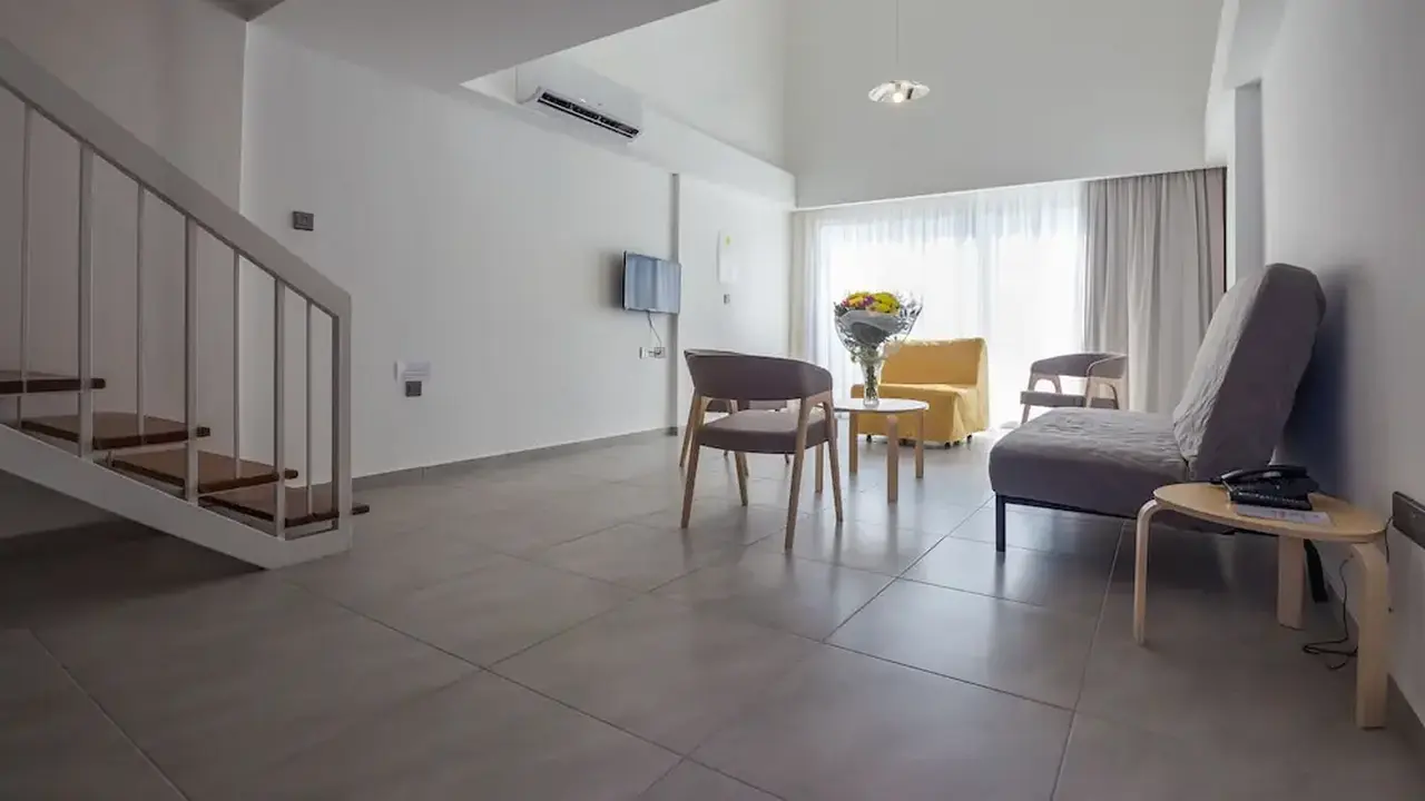 Protaras Plaza Hotel