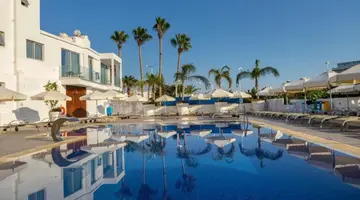 Protaras Plaza Hotel