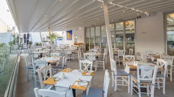 PROTARAS PLAZA HOTEL