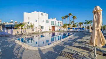 Protaras Plaza Hotel