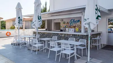 PROTARAS PLAZA HOTEL